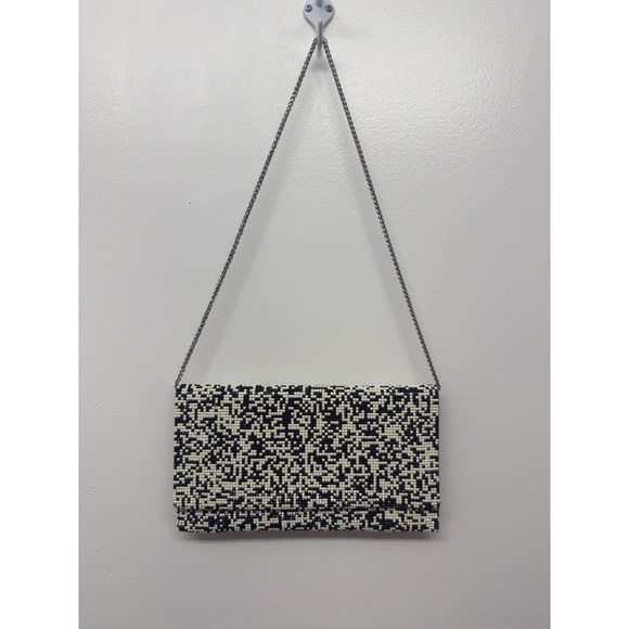 SONDRA‎ ROBERTS Black & White Beaded Folded Clutch Purse/Shoulder Bag New #1 - Picture 1 of 12